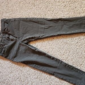 American Eagle Outfitters